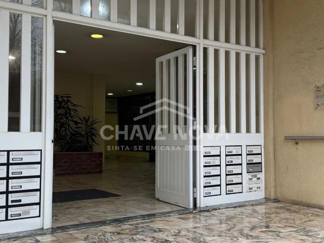 Apartamento alugar em Lugar do Castelo, Vila Nova De Gaia