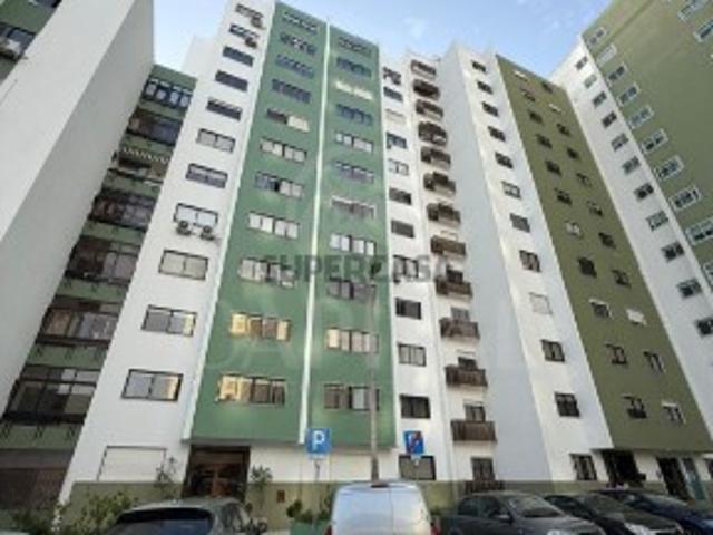 Casa venda em Alfragide, Amadora