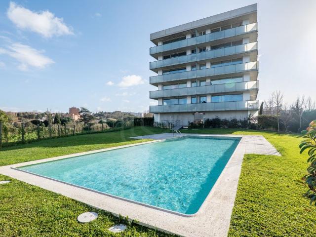 Apartamento venda em Oliveira do Douro, Vila Nova De Gaia
