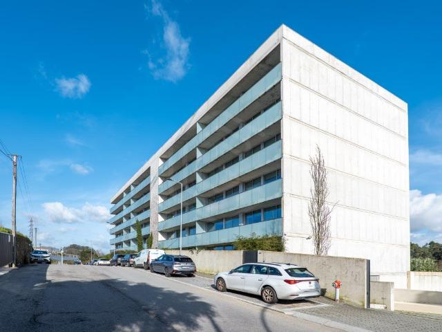 Apartamento venda em Oliveira do Douro, Vila Nova De Gaia