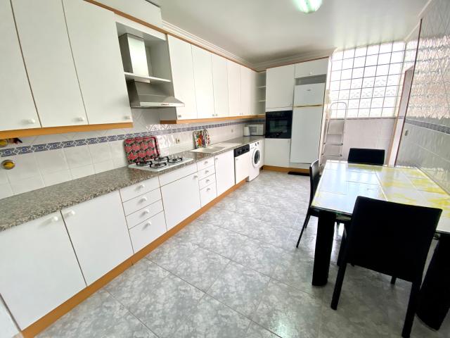 Apartamento alugar em Marinheiros, Leiria