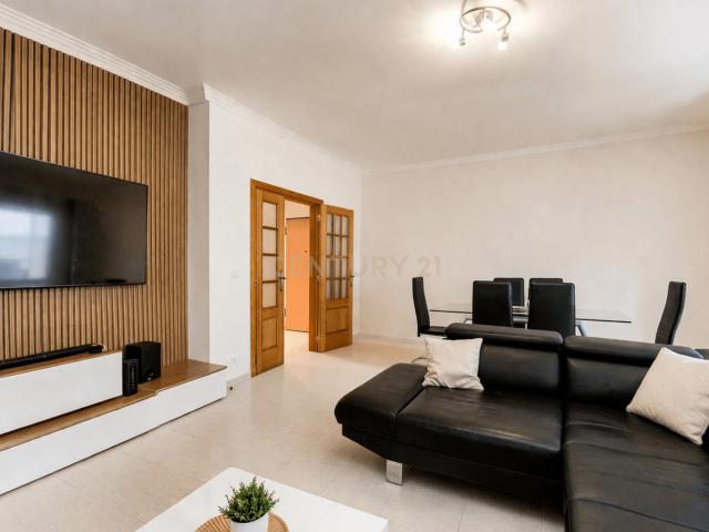 Apartamento venda em Damaia, Amadora