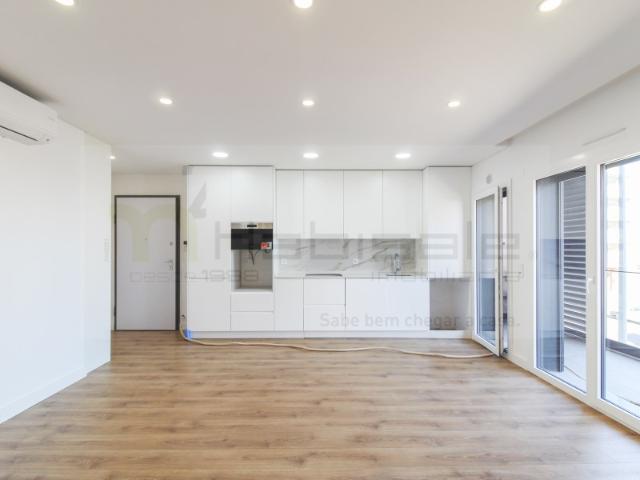 Apartamento venda em Torres da Bela Vista, Santiago Dos Velhos