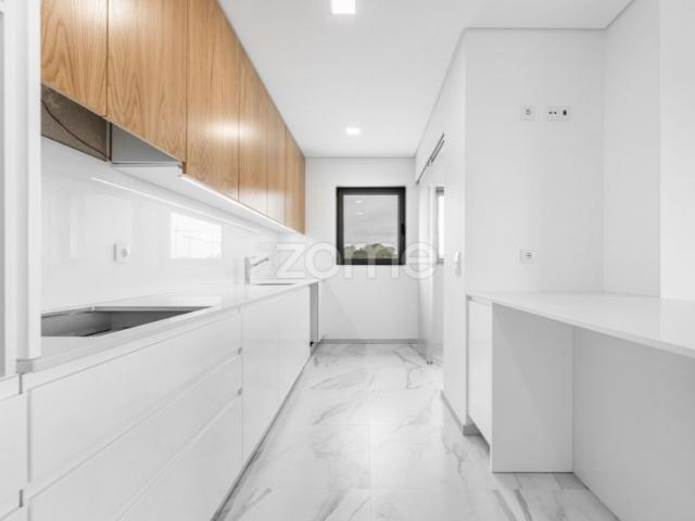 Apartamento alugar em Maia, Gueifães