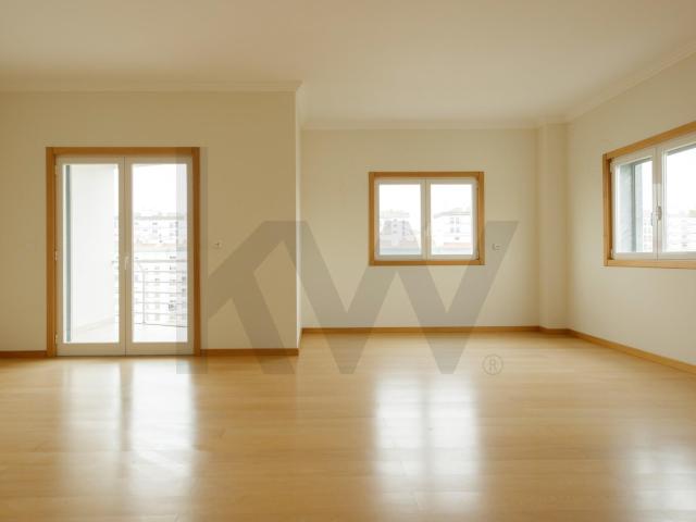 Apartamento alugar em Tapada do Mocho, Oeiras