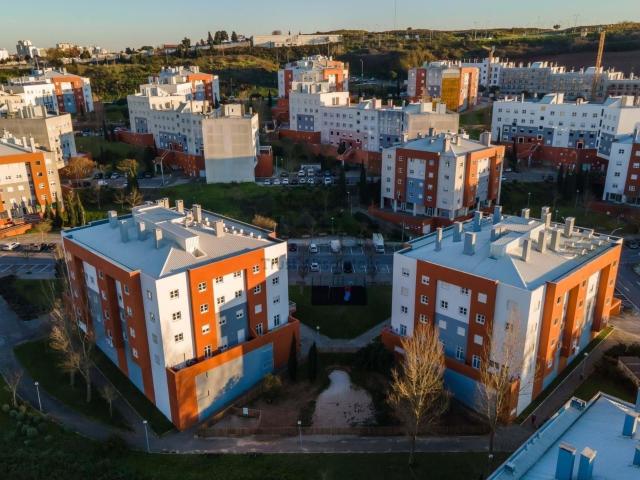 Apartamento venda em Venteira, Urbanização Casas do Lago