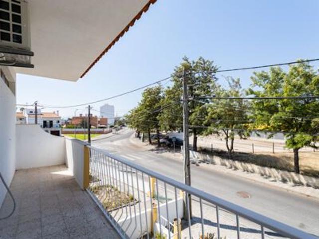 Apartamento alugar em Palhais, Setúbal