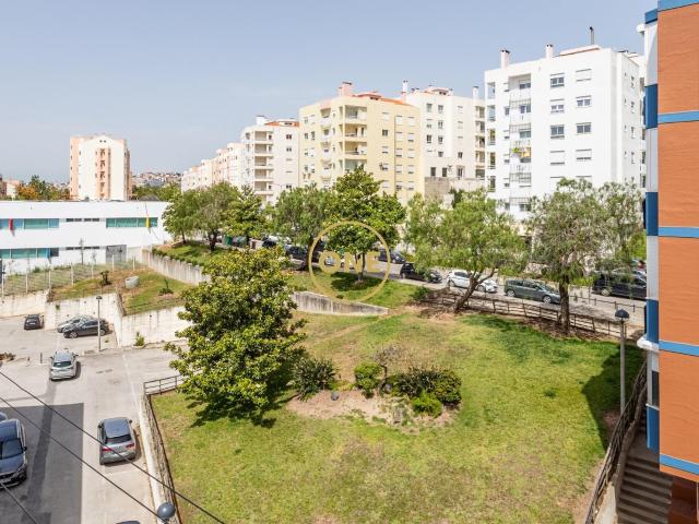 Apartamento venda em Serra da Amoreira, Odivelas