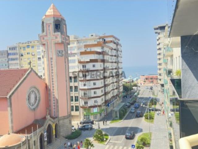 Casa venda em A Ver-o-mar, Porto