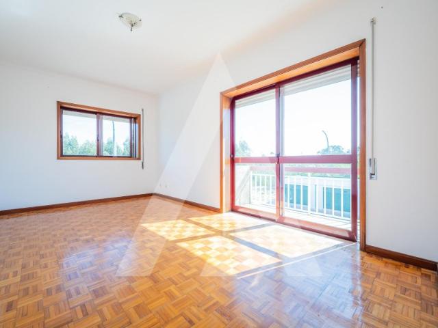 Apartamento alugar em Praça, Ovar