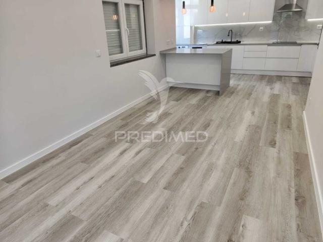 Apartamento venda em Torcatas, Almada