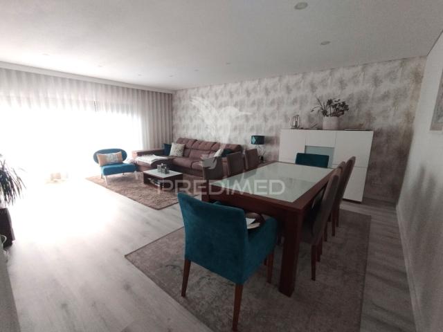 Apartamento venda em Casal do Chapim, Odivelas