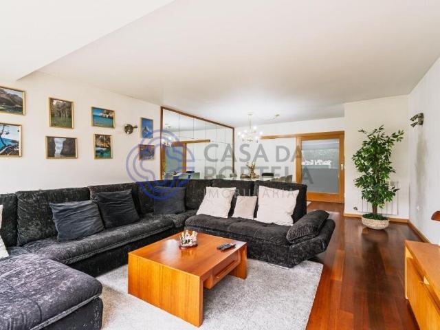 Apartamento venda em Porto