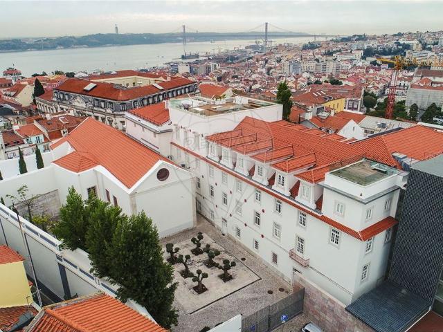 Apartamento alugar em Misericórdia, Lisboa