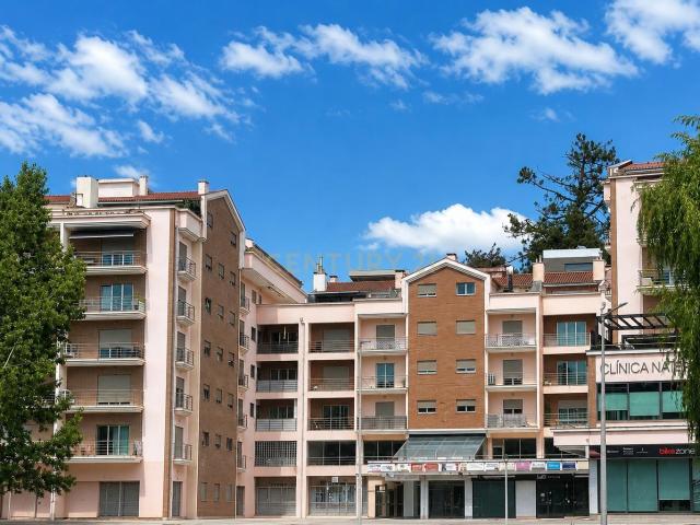 Apartamento venda em Marinheiros, Leiria
