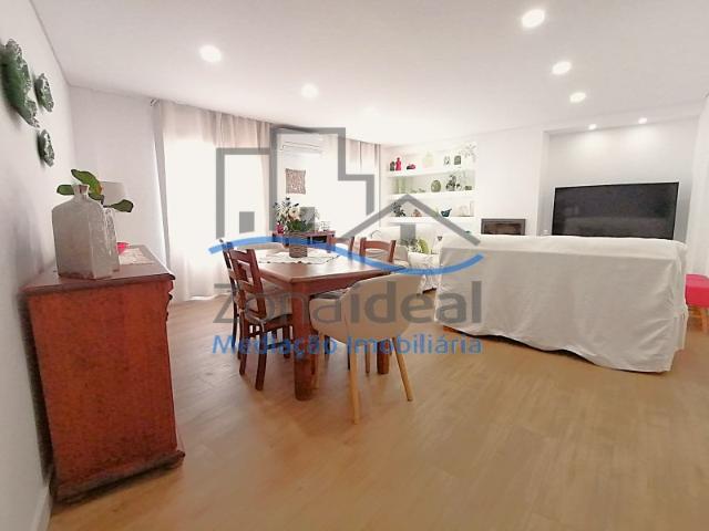 Apartamento venda em Alenquer (Santo Estêvão e Triana), Alenquer