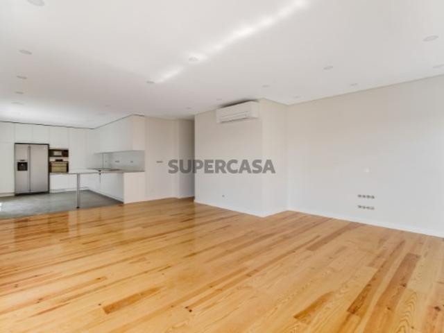 Casa venda em São João do Estoril, Cascais