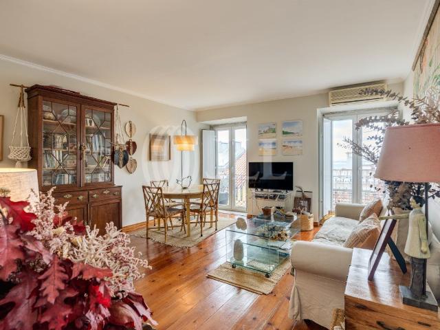 Apartamento venda em Estrela, Lisboa