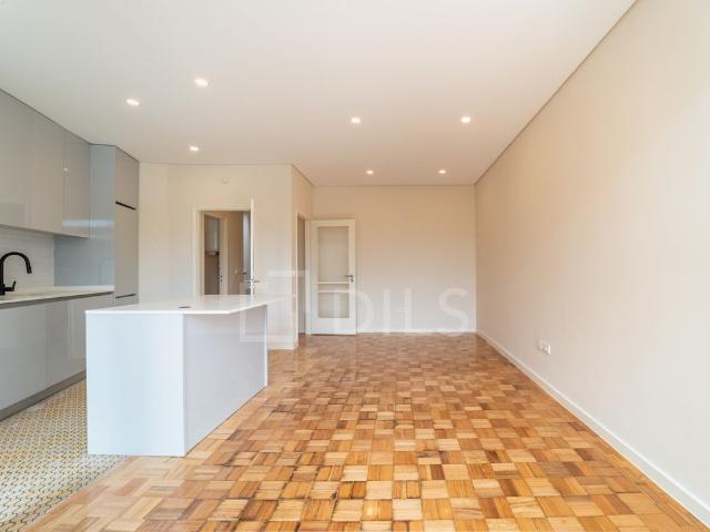 Apartamento alugar em Porto, Lordelo Do Ouro
