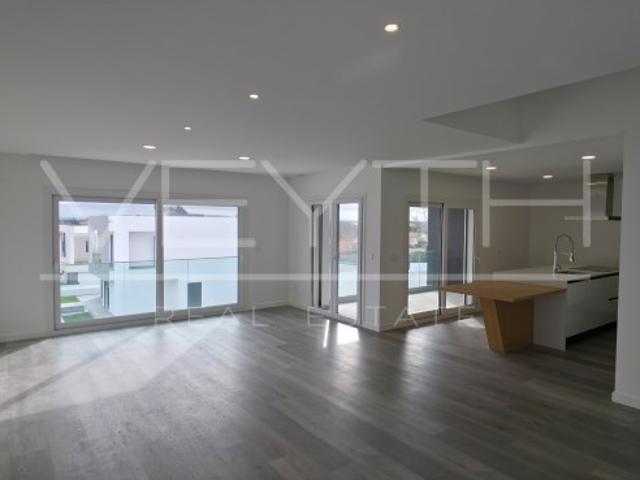 Duplex venda em Seixal, Corroios