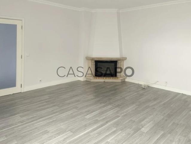Apartamento alugar em Poiares (Santo André), Vila Nova De Poiares