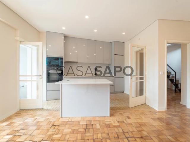 Apartamento alugar em Porto, Lordelo Do Ouro
