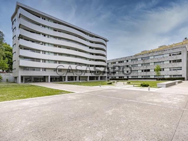 Apartamento alugar em Porto, Lordelo Do Ouro