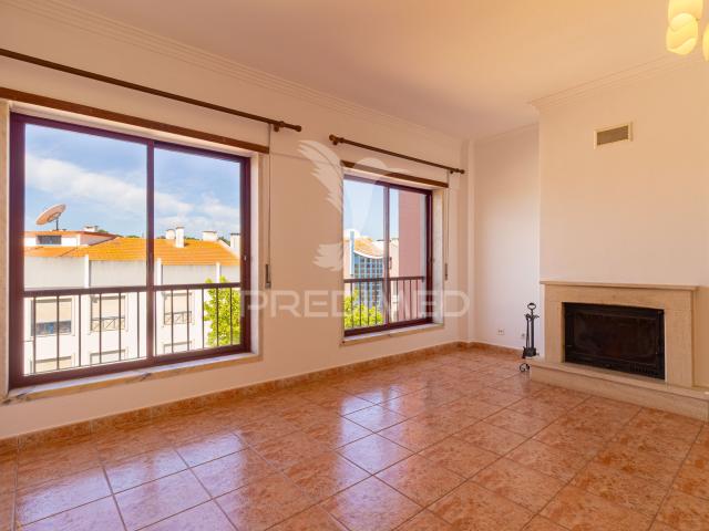 Apartamento alugar em Quintinhas, Almada
