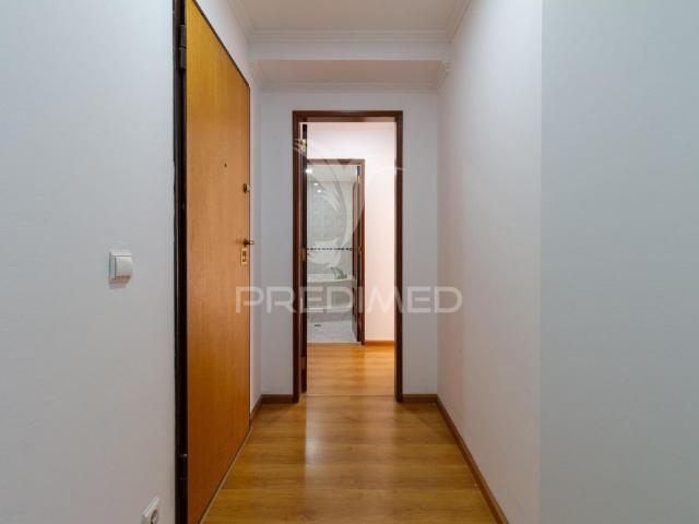 Apartamento alugar em Caranguejais, Almada