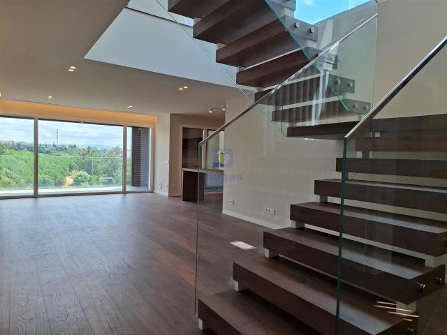 Apartamento venda em Marinheiros, Leiria