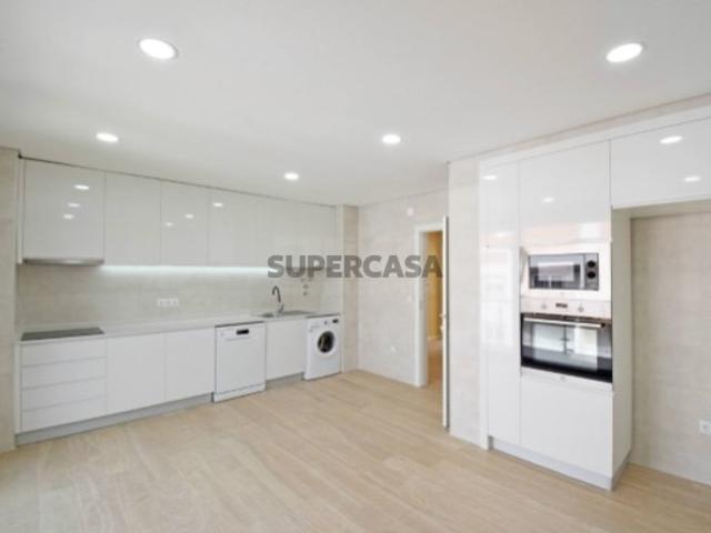 Casa venda em Castelo Branco, Canhoso