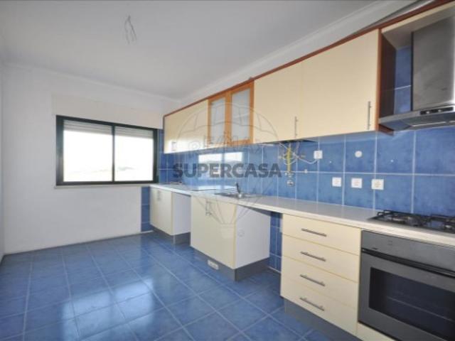 Casa venda em Alenquer (Santo Estêvão e Triana), Alenquer