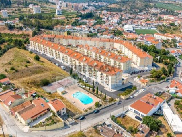 Casa venda em Alenquer (Santo Estêvão e Triana), Alenquer