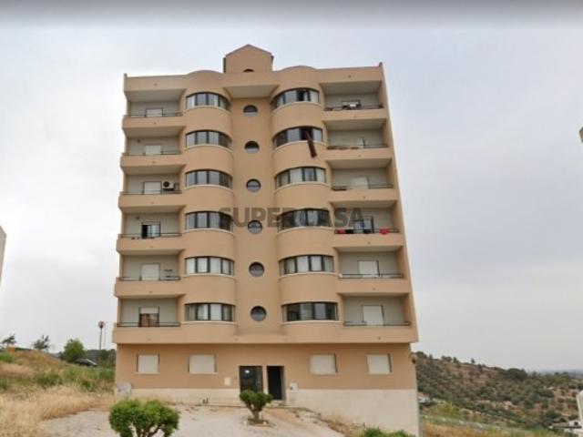 Casa venda em Alenquer (Santo Estêvão e Triana), Alenquer