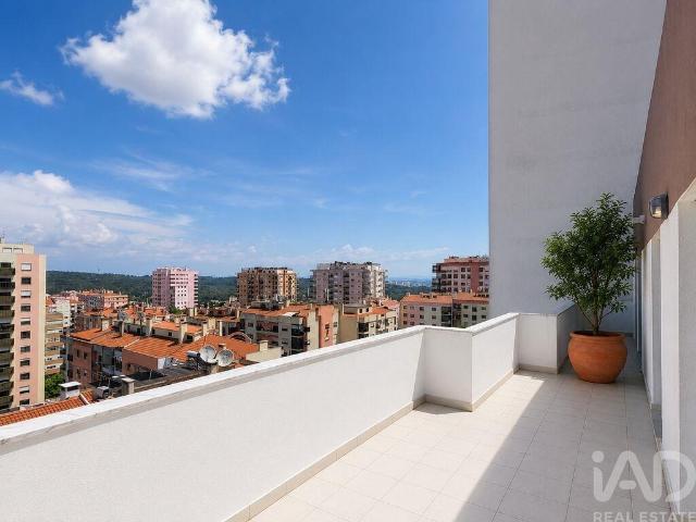 Apartamento alugar em Alfragide, Amadora