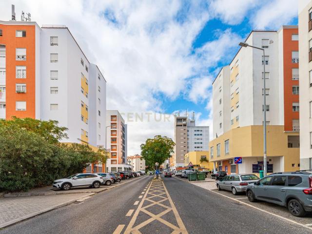 Apartamento venda em Zambujal, Alfragide