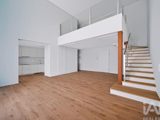 Apartamento venda em Núcleo Urbano Histórico de Algés, Oeiras
