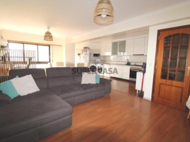 Casa venda em Mem Martins, Sintra