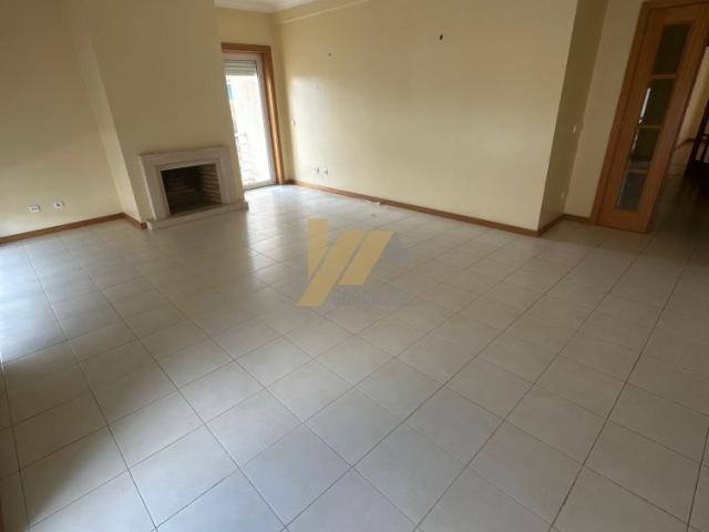 Apartamento alugar em Santa Maria Da Feira, Aveiro