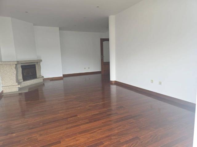 Apartamento alugar em Roligo, Santa Maria Da Feira