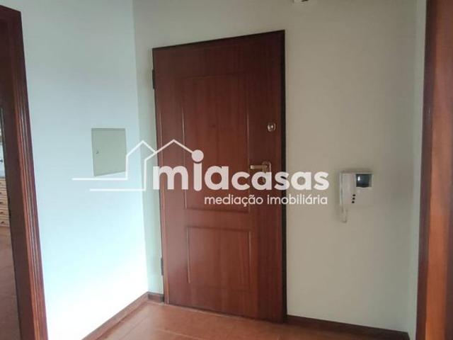 Apartamento alugar em Oliveira Do Bairro, Aveiro