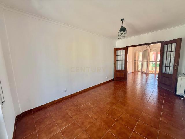 Apartamento alugar em Azeitão (São Lourenço e São Simão), Setúbal