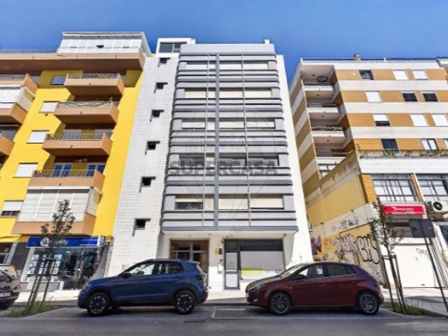 Casa venda em Bairro Ferroviário, Barreiro