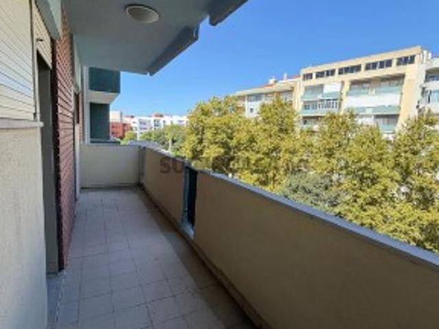 Casa venda em São Francisco Xavier, Lisboa
