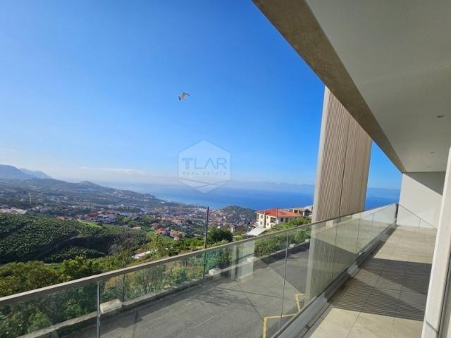 Apartamento venda em Estreito de Câmara de Lobos, Câmara De Lobos