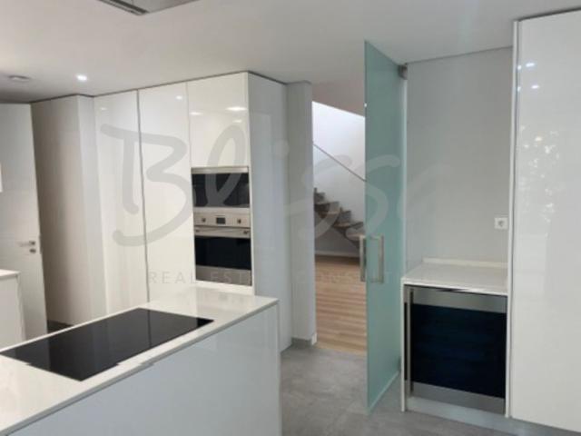 Apartamento venda em Carcavelos, Cascais