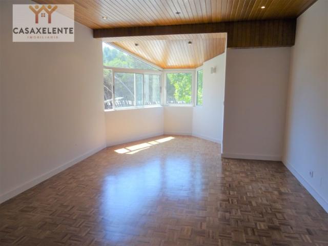 Apartamento alugar em Carcavelos, Cascais