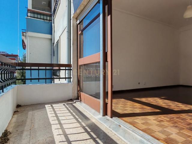 Apartamento alugar em Oeiras, Lisboa