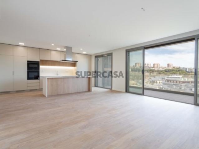 Casa venda em Bairro 18 de Maio, Oeiras