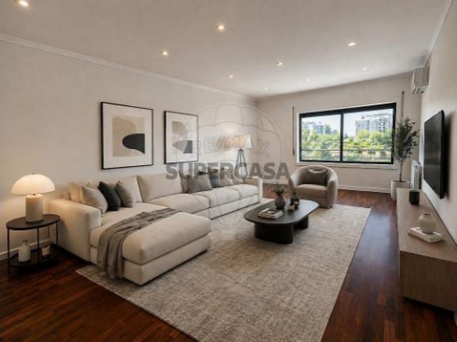 Casa venda em Maia, Gueifães